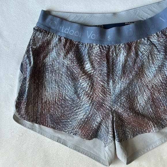 Outdoor Voices lightspeed run shorts - Picture 3 of 9